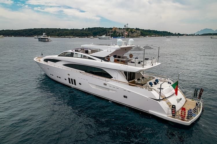 Superyacht charter Croatia, yacht rentals Greece, yacht charter Croatia