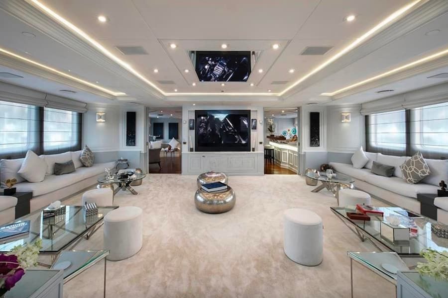  Mediterranean Yachting, Megayacht Salon