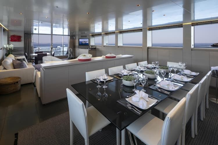 dining area, superyacht dining area, luxury dinner