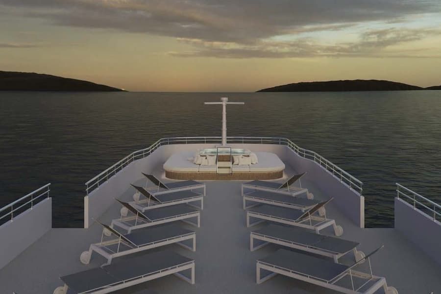 stunning lounge area, jacuzzi on sundeck, luxury yachting