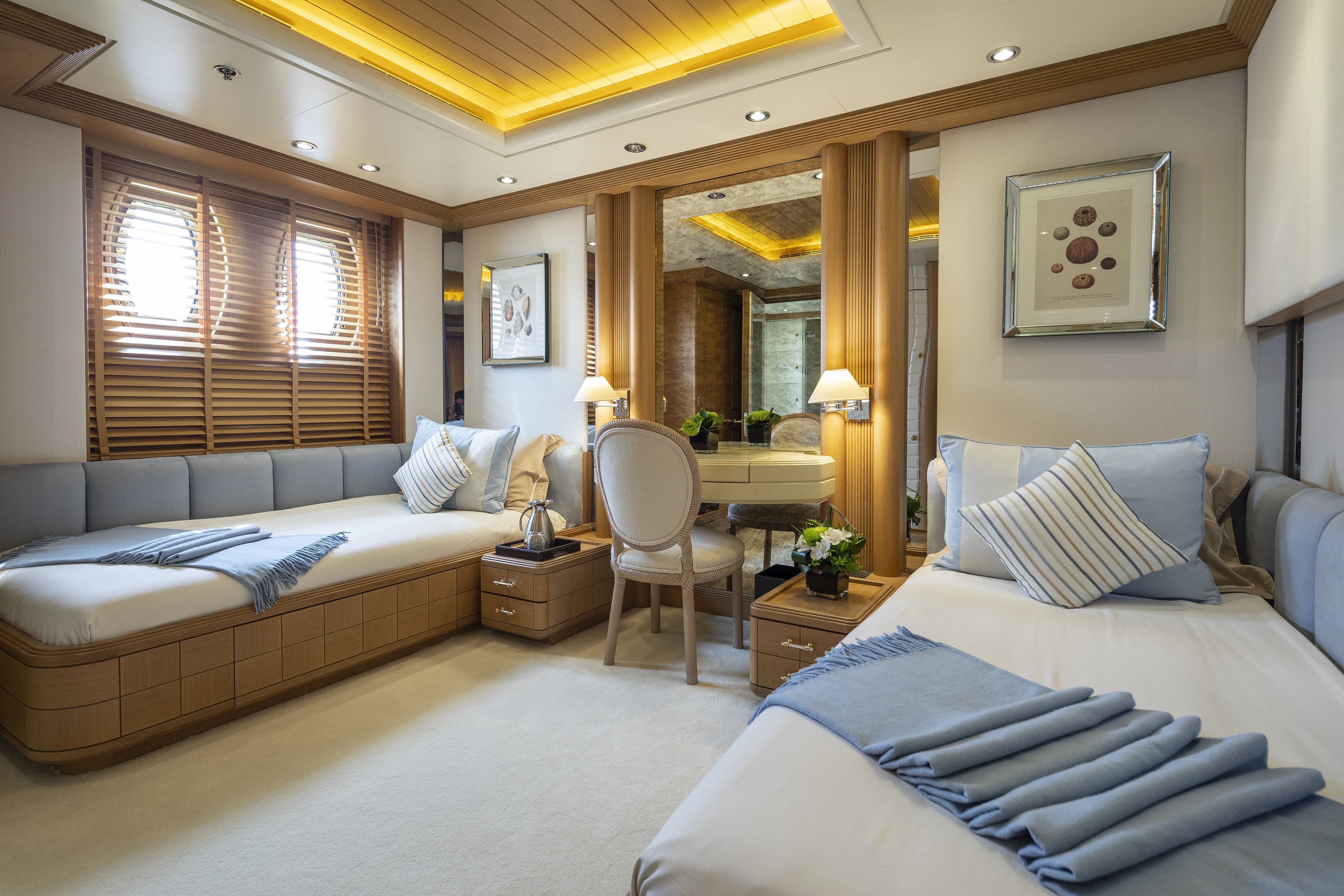 Superyacht Twin Cabin, superyacht rental Greece