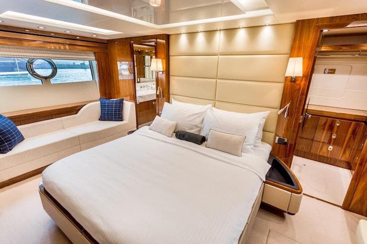 Motoryacht Vacations, Private  Motoryacht, 